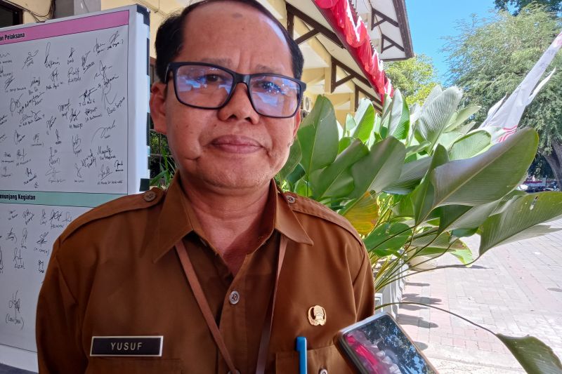 Kepala Dinas Pendidikan (Disdik) Kota Mataram Yusuf Zain. (ANTARA/Nirkomala)