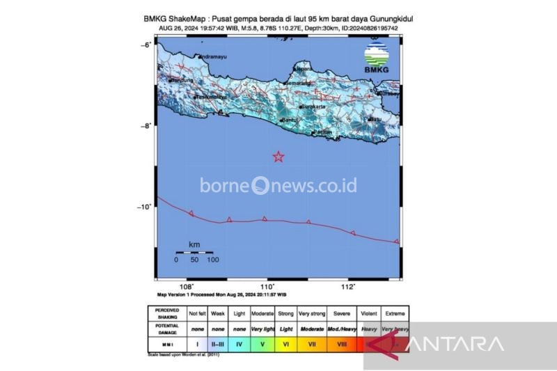 Peta pusat gempa tersebut terletak di laut pada kedalaman 30 kilometer dengan koordinat 8.78 LS,110.27 BT atau berjarak 95 kilometer dari arah Barat Daya, Gunung Kidul, Daerah Istimewa Yogyakarta, Senin (26/8/2024) (ANTARA/HO-BMKG)