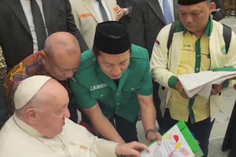 Paus Fransiskus Angkat Isu Perdamaian Palestina dalam Kunjungan ke Indonesia