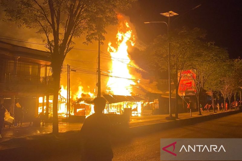 Pemerintah Kabupaten Penajam Paser Utara Salurkan Bantuan Korban Kebakaran