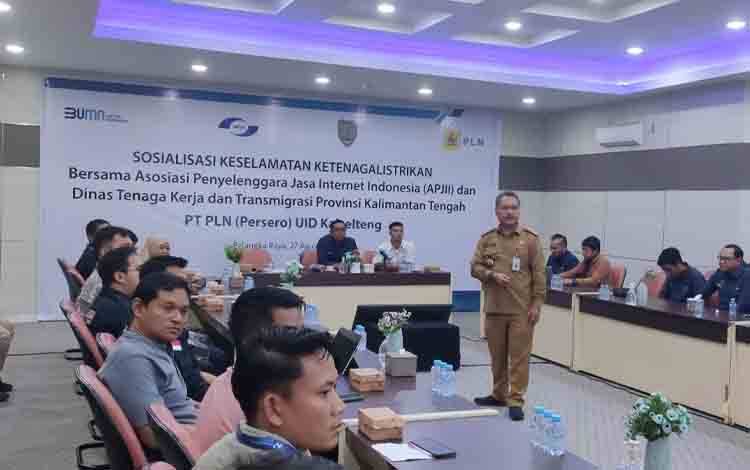 PLN UID Kalselteng Sosialisasikan Keselamatan Ketenagalistrikan
