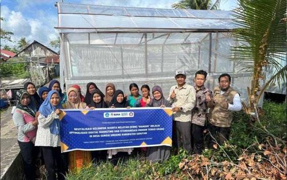 Universitas Darwan Ali Berdayakan Kelompok Wanita Nelayan Melalui Pelatihan Pemasaran Digital dan Kualitas Produk