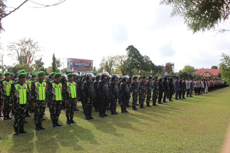 Apel gelar pasukan Operasi Mantap Praja Telabang 2024 yang dilaksanakan di halaman Barigas Kota Palangka Raya, untuk menyikapi adanya Pilkada Serentak 2024, Selasa (27/8/2024). ANTARA/Humas Polda Kalteng