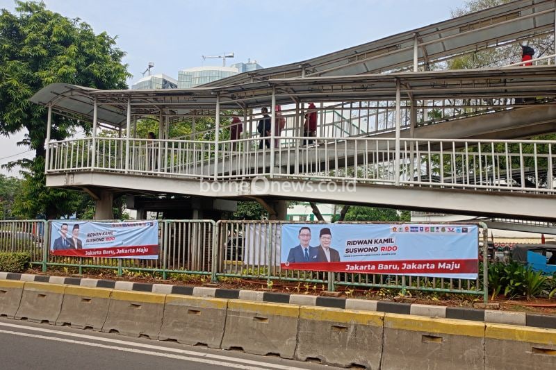 Spanduk RK-Suswono Terpasang Jelang Pendaftaran Pilkada DKI Jakarta
