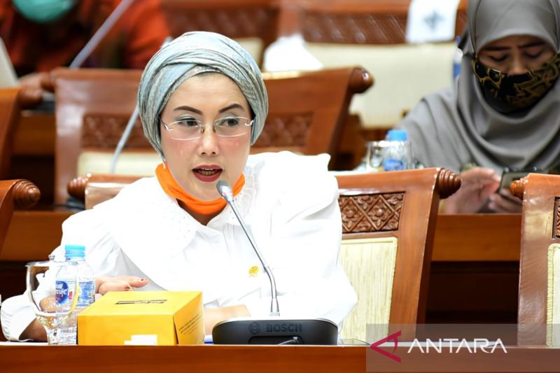 Anggota Pansus Haji Soroti Tindakan Semena-Mena PIHK pada Jamaah