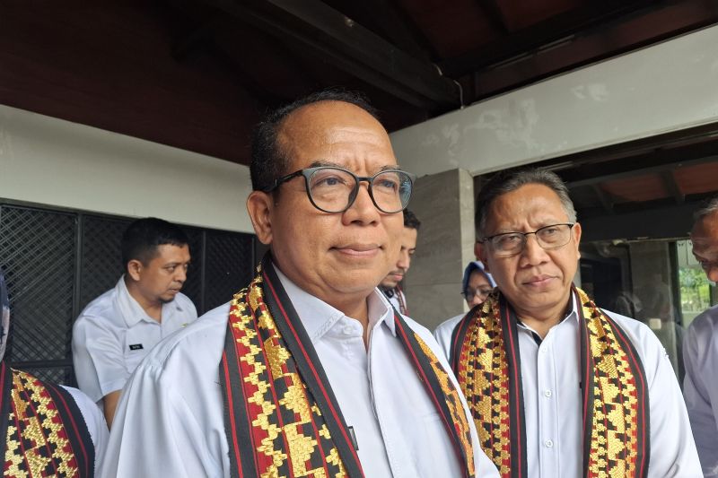 Penjabat Gubernur Lampung Samsudin saat memberi keterangan. Bandarlampung, Rabu (28/8/2024). ANTARA/Ruth Intan Sozometa Kanafi.