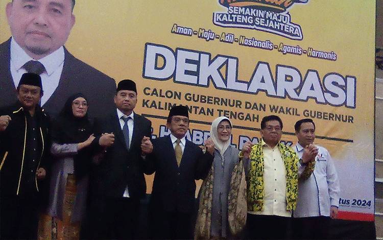 Abdul Razak-Sri Suwanto Deklarasi Maju Pilkada Kalteng