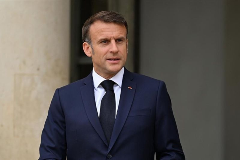 Macron Tegaskan Prancis Tolak Ikut Operasi Militer AS di Selat Hormuz