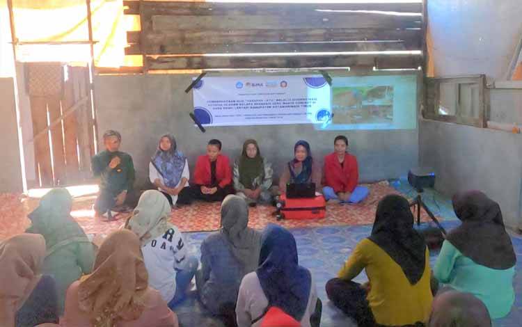 Universitas Darwan Ali Beri Pelatihan Diversifikasi Produk Olahan Kelapa Berbasis Zero Waste di Desa Regei Lestari
