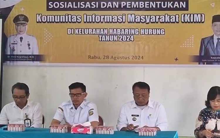 Diskominfo SP Palangka Raya Sosialisasikan dan Bentuk Kelompok Informasi Masyarakat di Kelurahan Habaring Hurung