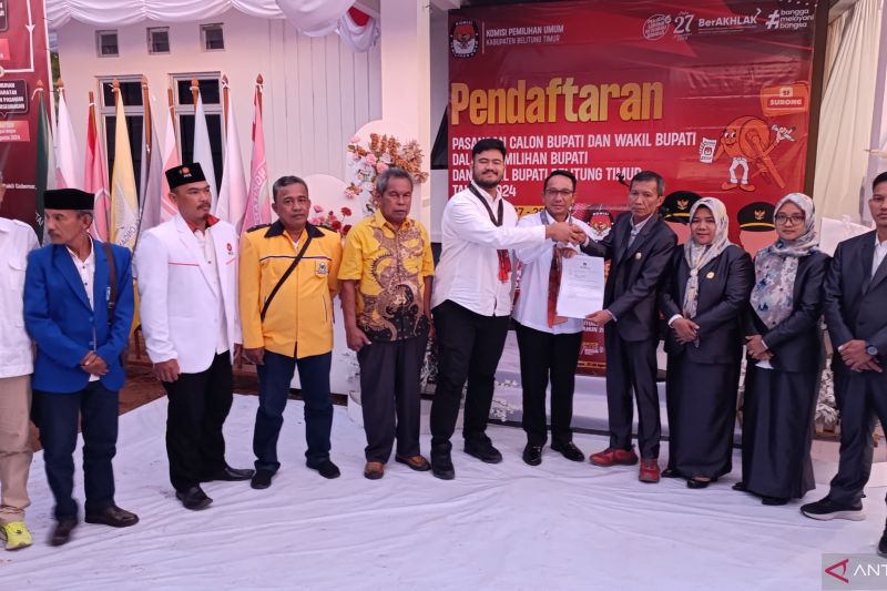 Bupati Burhanudin Daftar Pilkada 2024 Bersama Ali Reza Mahendra