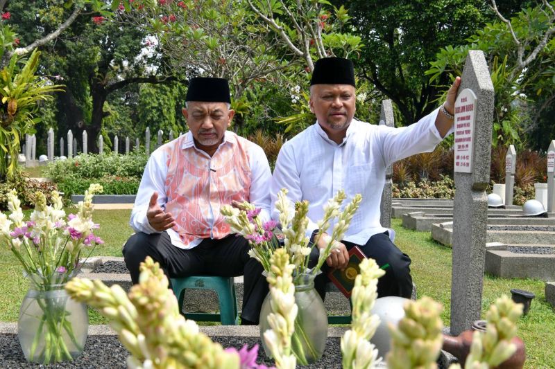 PKS dan NasDem Usung Ahmad Syaikhu-Ilham Habibie di Pilkada Jabar