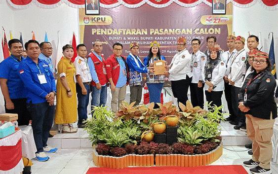 Diusung 3 Partai, Pancani-Raran Daftar ke KPU Barito Timur