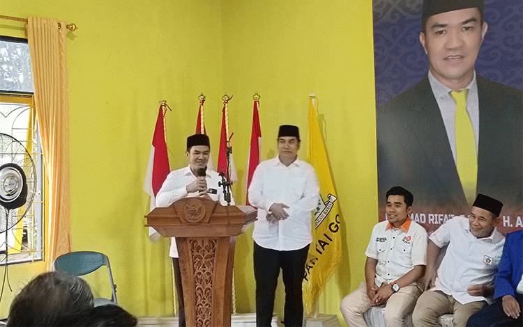 Rifa'i-Jayadikarta Mendaftar ke KPU Pulang Pisau, Diantar Edy Pratowo