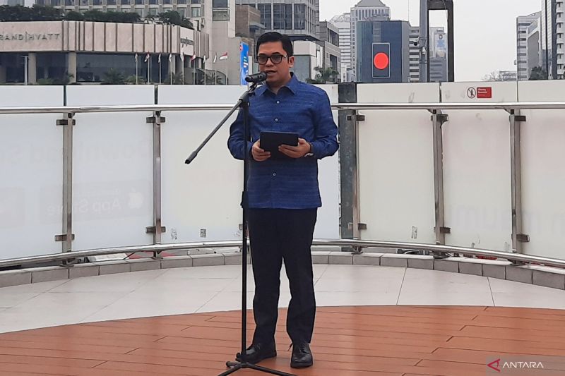 Direktur Utama PT Transportasi Jakarta Welfizon Yuza saat ditemui di Halte Tosari, Jakarta, Rabu (28/8/2024). ANTARA/Lia Wanadriani Santosa