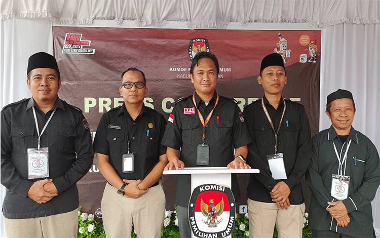 Hari Kedua, KPU Seruyan Terima Pendaftaran Satu Paslon