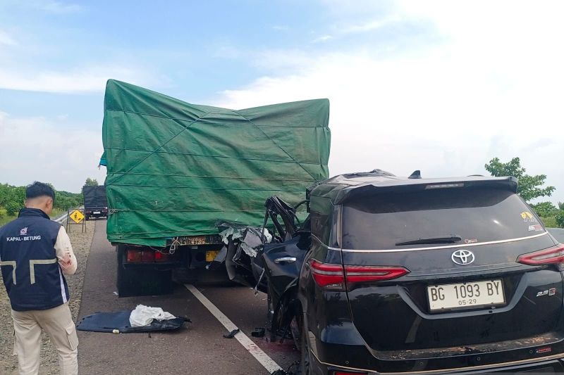 Kecelakaan Maut di Tol Palembang-Kayuagung Tewaskan Empat Korban