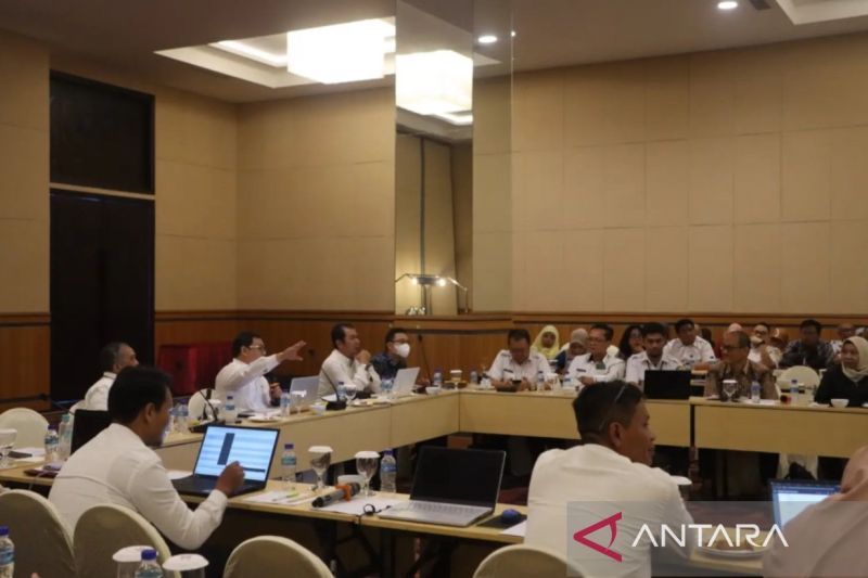Kegiatan Rapat Pengendalian Operasional Kegiatan (Radalok) Bankeu Triwulan II Tahun 2024 Pemerintah Provinsi Kaltim di Balikpapan. ANTARA/HO-Diskominfo Kaltim