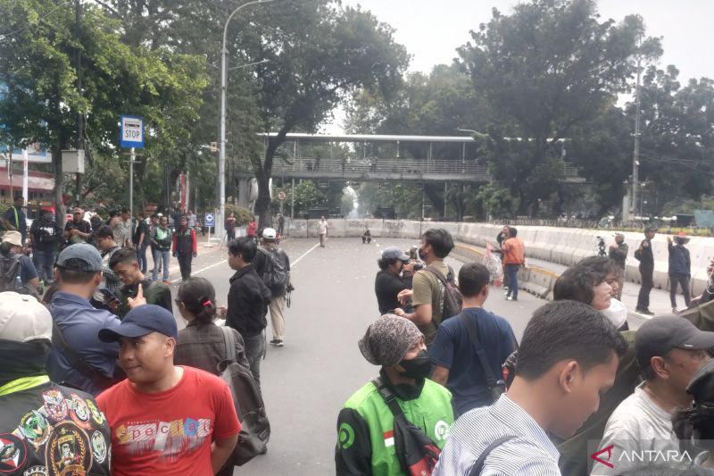 Penyekatan Polisi di Jakarta Imbas Aksi Ojek Daring Besar-besaran