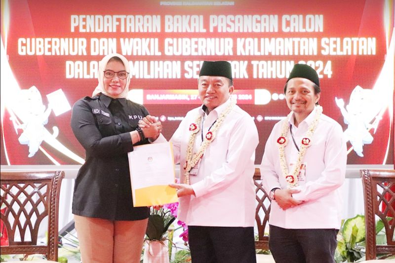 Berkas Pendaftaran Muhidin-Hasnur Dinyatakan Lengkap oleh KPU Kalsel