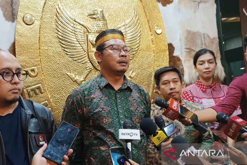 Koordinator Divisi Humas, Data, dan Informasi Bawaslu DKI Jakarta Quin Pegagan memberi keterangan kepasa media di Jakarta, Senin (19/8/2024). ANTARA/Khaerul Izan