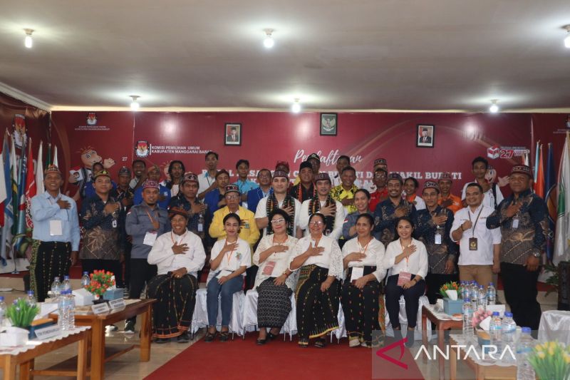 KPU Manggarai Barat Terima Pendaftaran Mario-Richard untuk Pilkada 2024