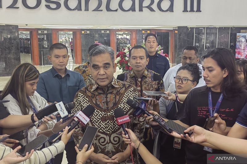Persaingan Ketat di Pilkada Jakarta, Pramono Anung vs Ridwan Kamil