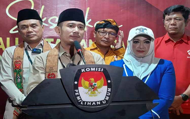 Ini Alasan Fairid Naparin Gandeng Achmad Zaini di Pilkada Palangka Raya
