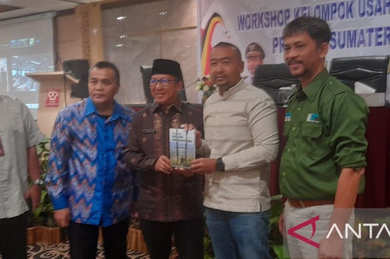Program Perhutanan Sosial Sumbar Luncurkan Buku Inspiratif untuk Masyarakat