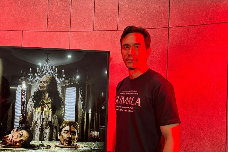 Darius Sinathrya Menemukan Hobi Baru, Tenis di Tengah Kesibukan