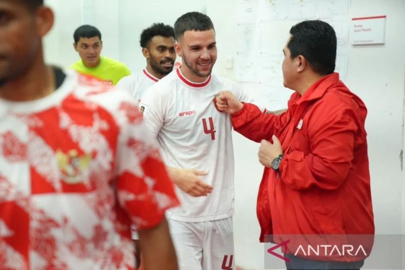 Calvin Verdonk Perpanjang Kontrak Bersama NEC Nijmegen hingga 2028