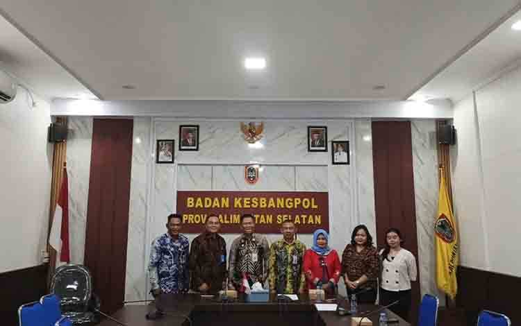 Uria Nanyu Lujen Berharap Penguatan Hubungan Kerja Sama Kesbangpol Kalteng - Kalsel