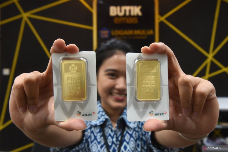Harga Emas Antam Turun, Kini Senilai Rp1,401 Juta per Gram