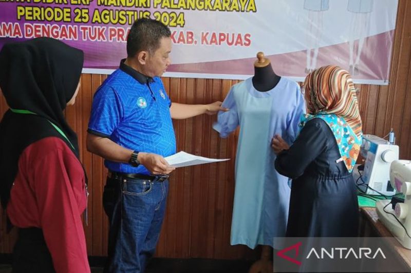 Pemerintah Kapuas Gelar Pelatihan Tata Busana untuk Pengurangan Pengangguran