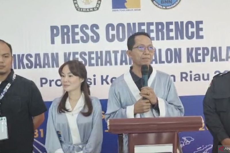 Dua Pasangan Calon Wali Kota Batam Jalani Pemeriksaan Kesehatan