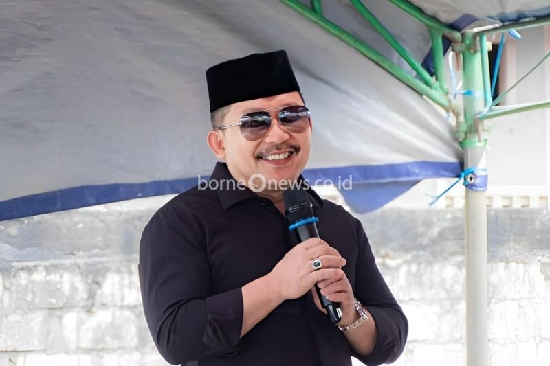 Pemerintah Banggai Serahkan 29 Mesin Ketinting untuk Nelayan