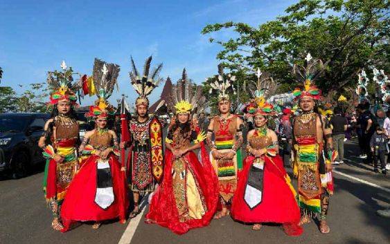 Gunung Mas Mewakili Kalteng Berhasil Raih Juara I Pawai Budaya Tingkat Nasional