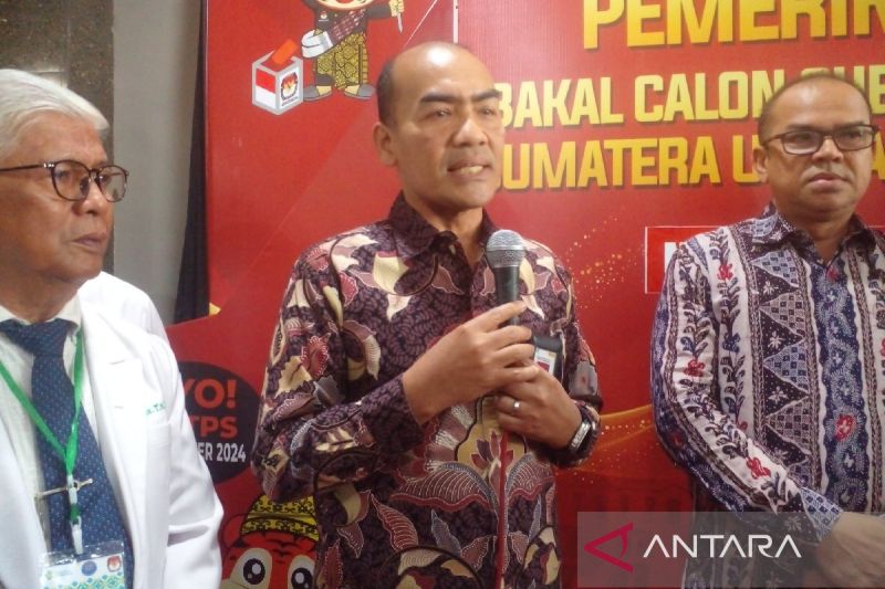 Pemeriksaan Kesehatan Bobby Nasution dan Surya di RS Adam Malik