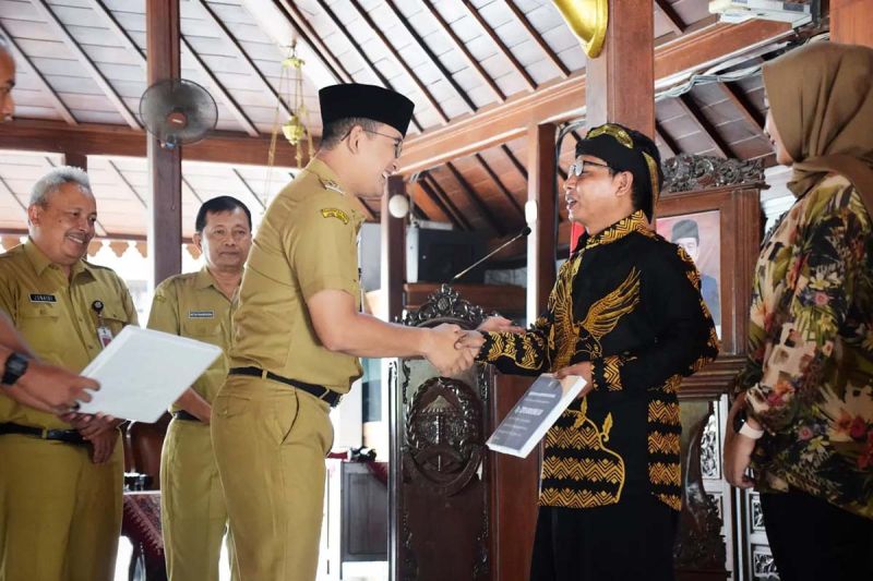 Pemkab Banyumas Dukung Pengembangan Kesenian Tradisional melalui Bantuan Keuangan