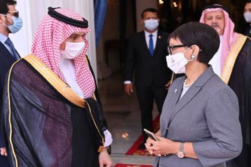 Upaya Diplomatik Saudi Hentikan Kekerasan di Gaza dan Dukung Palestina