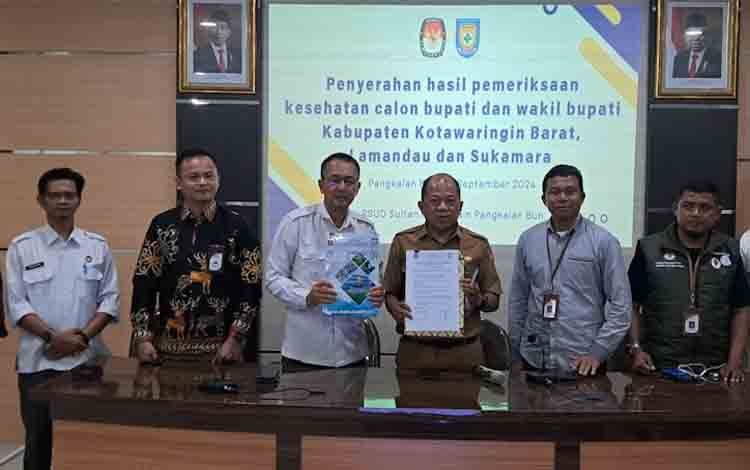 Ketua KPU Kobar Terima Kesimpulan Hasil Pemeriksaan Kesehatan Pasangan Calon
