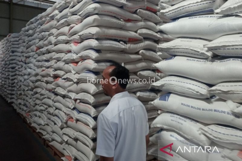 Bulog Banyumas Awasi Harga Beras Selama Musim Panen 2024