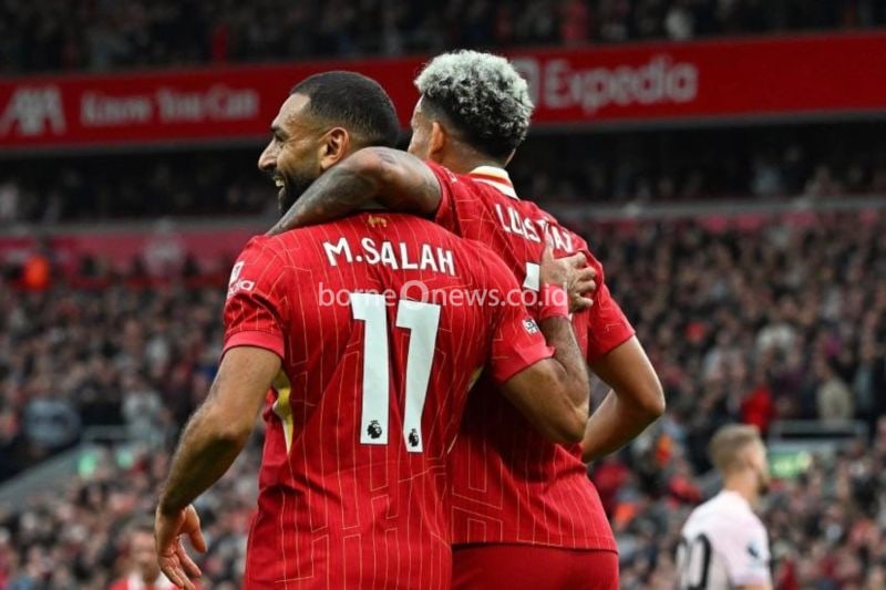 Luis Diaz Cemerlang, Liverpool Taklukkan Manchester United 3-0