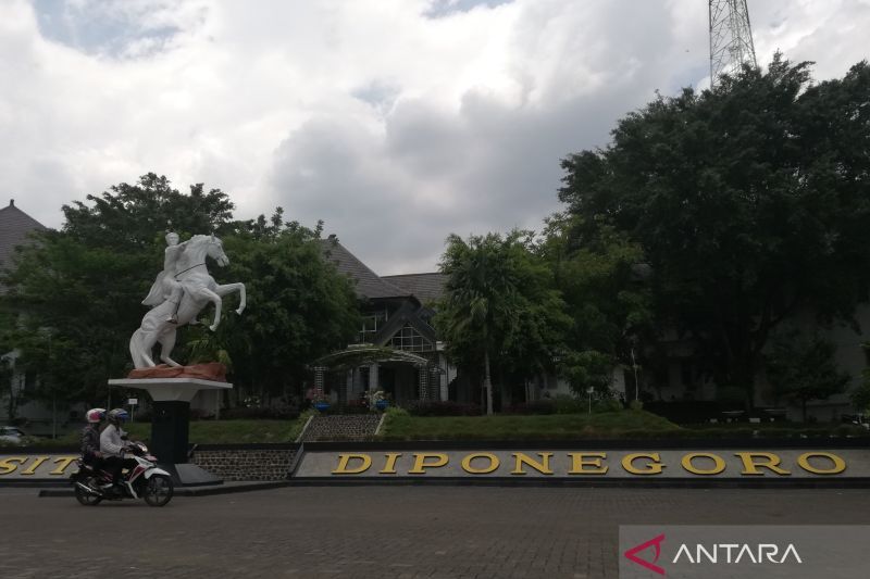Rektor Undip Ajak Evaluasi Bersama Setelah Meninggalnya Mahasiswi