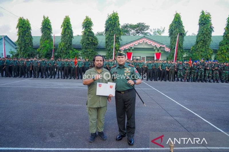Penghargaan untuk Prajurit TNI yang Selamatkan Wanita dari Bunuh Diri
