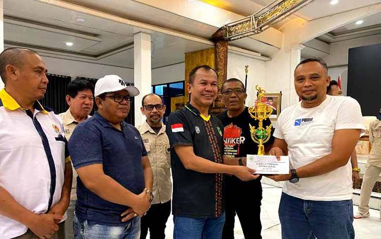Pj Bupati Barito Utara Harapkan PTMSI Melaksanakan Fasilitasi dan Pembinaan Terhadap Atlet