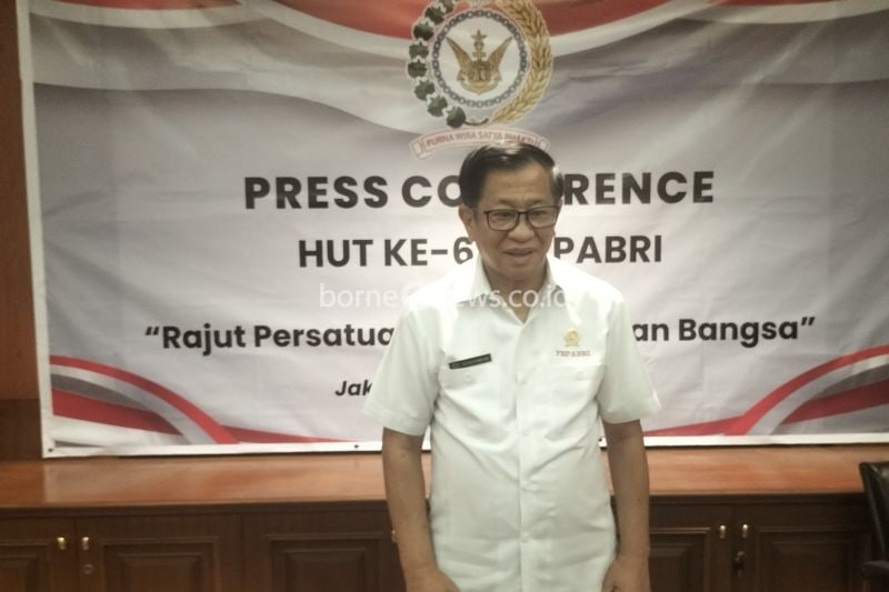 Ketua Umum DPP Persatuan Purnawirawan dan Warakawuri TNI dan Polri (Pepabri) Jenderal TNI (Purn) Agum Gumelar di kantor Pepabri di kawasan Jakarta Pusat, Selasa (3/9/2024) (ANTARA/Walda Marison)