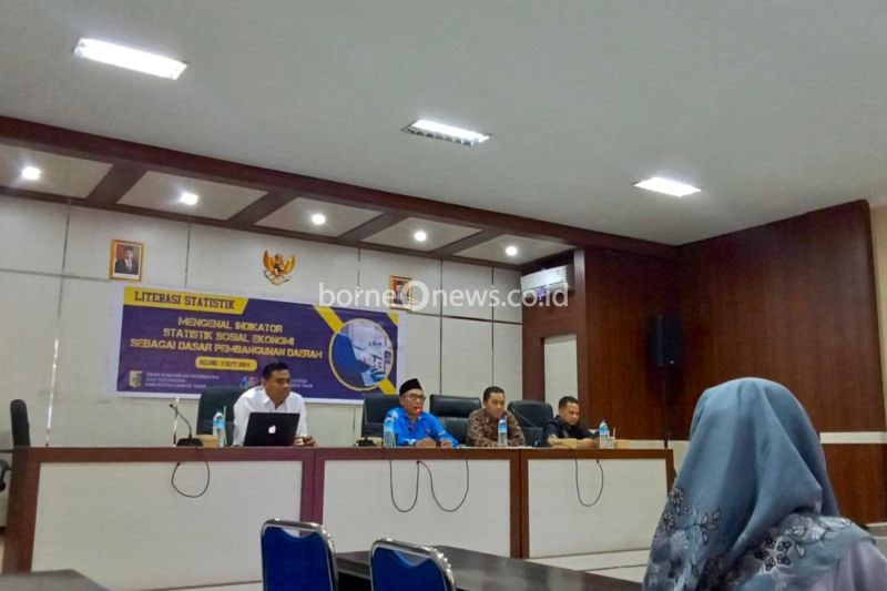 Acara literasi statistik kepada mahasiswa yang digelar Pemkab Lombok Timur bersama BPS Lombok Timur, NTB di Lombok Timur, Selasa (03/09/2024) (ANTARA/HO-Humas Pemkab Lombok Timur)