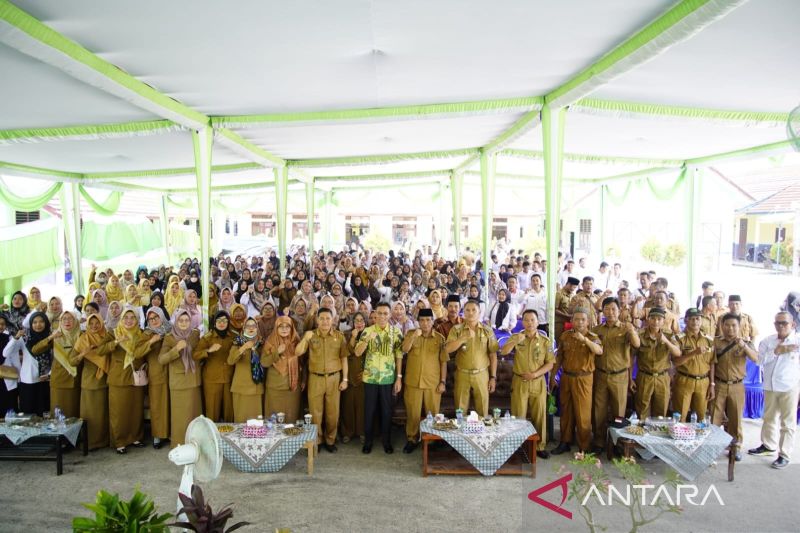 Guru di OKU Timur Diminta Jadi Sahabat Siswa untuk Meningkatkan Pendidikan