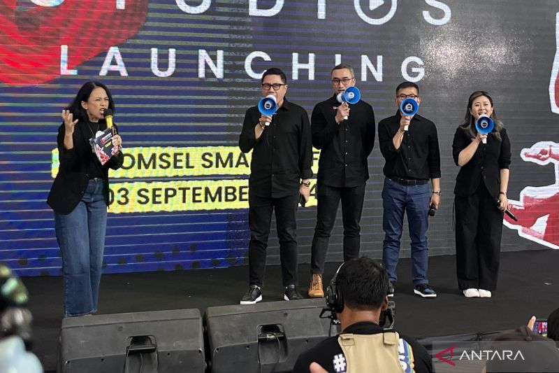 Konferensi pers peluncuran MAXStream di Telkom Smart Office, Jakarta, Selasa. (ANTARA/ Putri Hanifa)